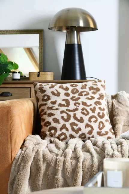 Pernă decorativă Fauves 45X45 cm, culoare bej, 100% poliester - imagine 2