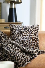 Pernă decorativă Fauves 45X45 cm, culoare cappuccino, 100% poliester - imagine 2