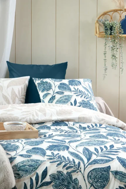 Lenjerie Calliope pat dublu, 3 piese, cearsaf pilota 240X220 cm, 2 fete de perna 63×63 cm, culoare verde petrol, 100% bumbac OEKO TEX - imagine 4