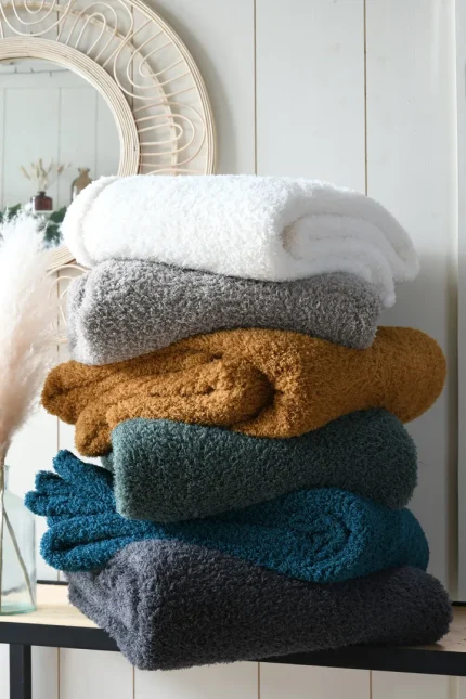 Pătură Montreal 130X160 cm, culoare crem, 100% poliester - imagine 4