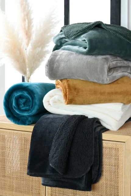 Pătură Michigan 130X160 cm, culoare verde, 100% poliester - imagine 2