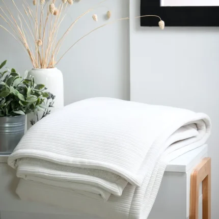 Pătură Clayton 130X160 cm, culoare Crem, 100% poliester