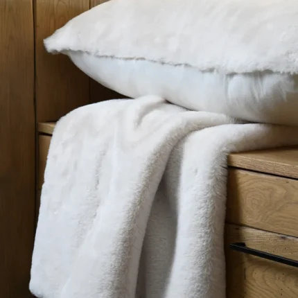 Pătură Bostan 180X220 cm, culoare Crem, 100% poliester