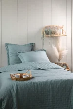 Cuvertură matlasată Cleo 260X240 cm, 2 fețe de pernă 65X65 cm, culoare Verde pastel, 100% poliester